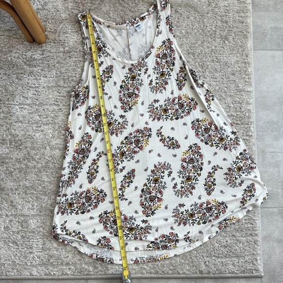 LIKE NEW Old Navy Floral Tank- Size S - Picture 9 of 10